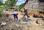 Semangat Gotong Royong Babinsa Koramil 1418-05/Kalumpang Tumbuhkan Kepedulian Sosial Warga di Desa Salutiwo