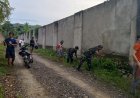 Babinsa Koramil 1402-01/Polewali Pimpin langsung Kerja Bakti Bersama Warga Bersihkan Lingkungan Desa Rea